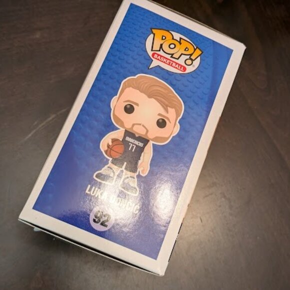 O1 FUNKO POP Luka Doncic NBA Collectible Pop - Picture 5 of 6